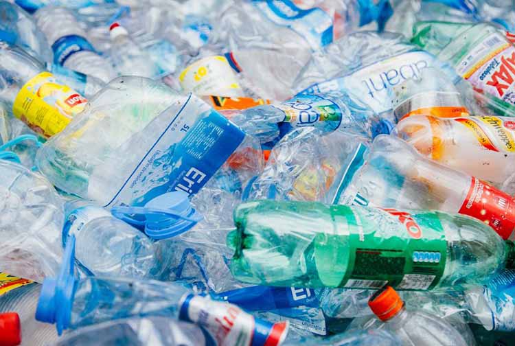 How Are Plastic Water Bottles Engineered