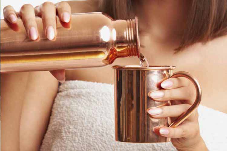 Can copper water bottle be kept in fridge